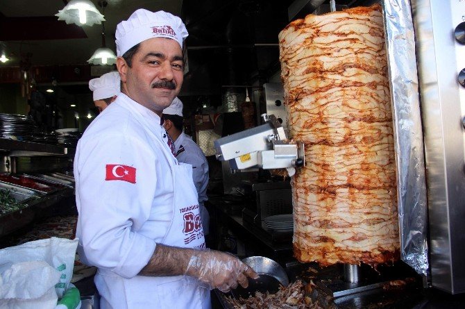 Döner Kesme Makinesi Döner Ustalarını Korkuttu