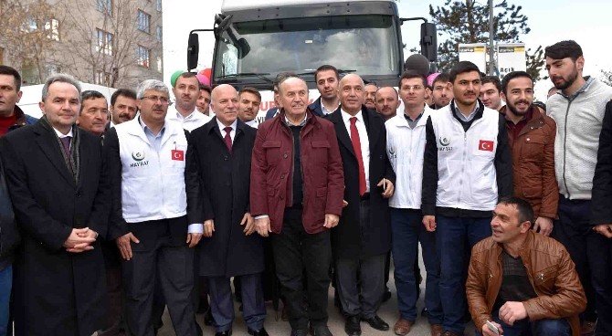 Dadaşlardan Türkmenlere İkinci Yardım Konvoyu