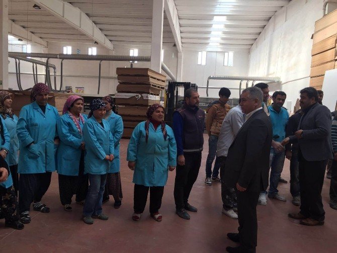 Milletvekili Adnan Boynukara İşçilerle Bir Araya Geldi