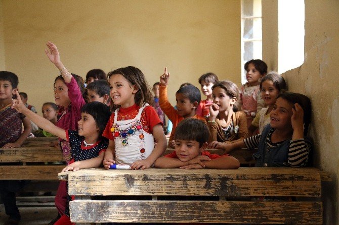 8,4 Milyon Çocuk Suriye’deki Savaştan Etkilendi