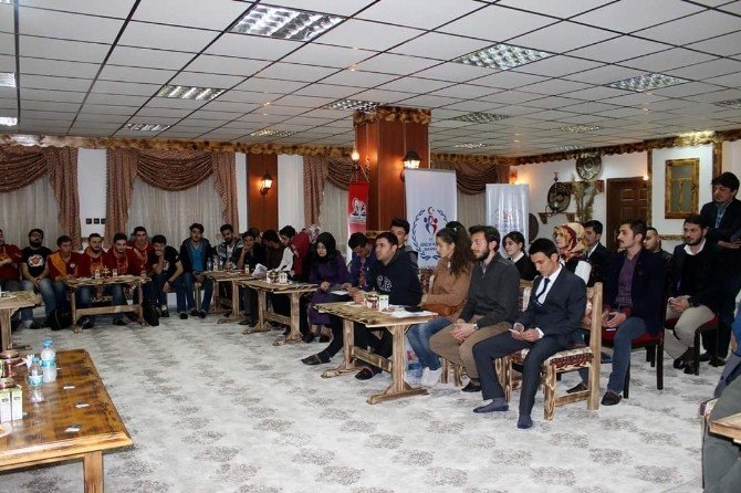 Erzincan Gençlik Meclisi 2. Gençlik Buluşmasını Gerçekleştirdi