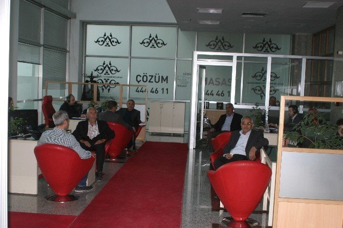 Kahramanmaraş Büyükşehir Belediyesi Sorunları Masada Çözüyor