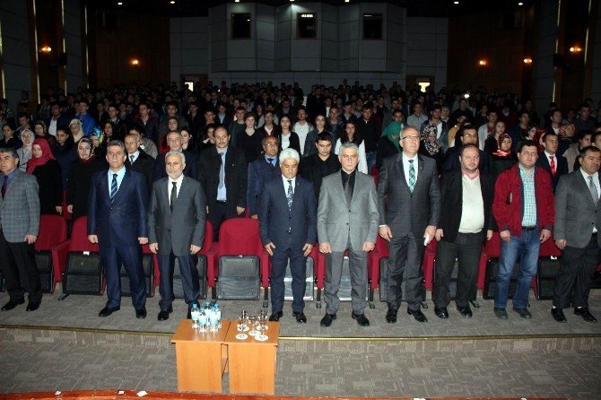 İstiklal Marşı’nın Kabulünün 95. Yılında Mehmet Akif Ersoy Anıldı