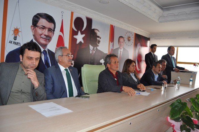 AK Parti Korkuteli İlçe İstişare Toplantısında Teröre Lanet Yağdı