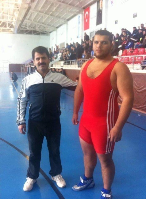 Vanlı Güreşçi Türkiye Şampiyonasında
