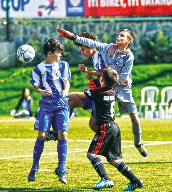 Minik “Devler” İzmir Cup’ta Buluşuyor