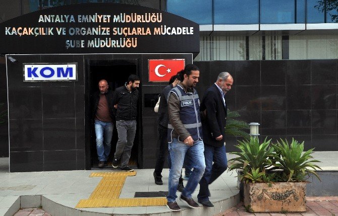 Antalya’da Kaçak İçki Operasyonu