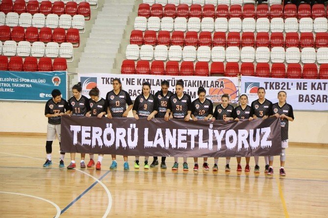 Çekmeköy Belediyesi Kadın Basketbol Takımı, Dostluk Spor’u Mağlup Etti