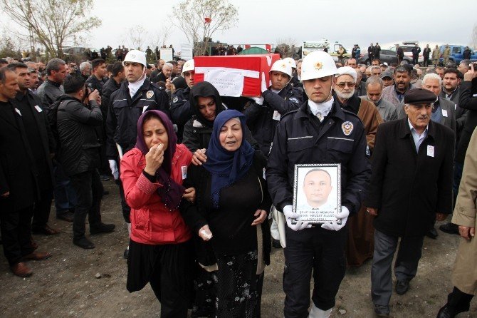 Şehit Polis Alagöz Toprağa Verildi