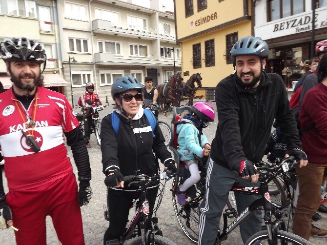 Bisikletçilerden Eskişehir Polisine Sitem