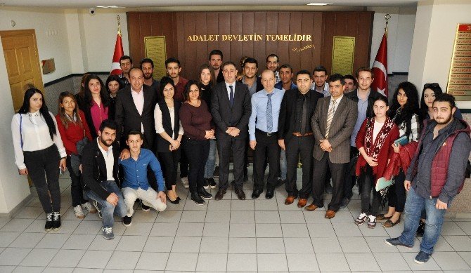 Adana Adliyesi’nde Üniversite Öğrencilerine Uyap Eğitimi