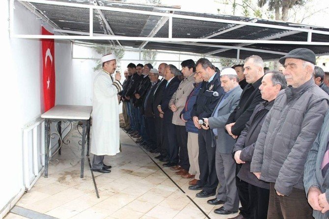 Sögüt’lü Şehit Esmer İçin Osmaneli’de Gıyabi Cenaze Namazı