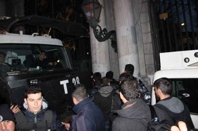 Galatasaray Meydanı’ndaki Eyleme Müdahale: 4 Gözaltı