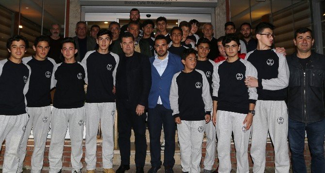 Gündoğanlı Gençler Türkiye Şampiyonasına Gidiyor