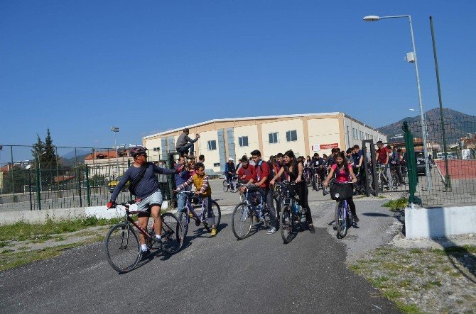 Ortacalı Bisikletçiler Çanakkale Şehitlerini Andı