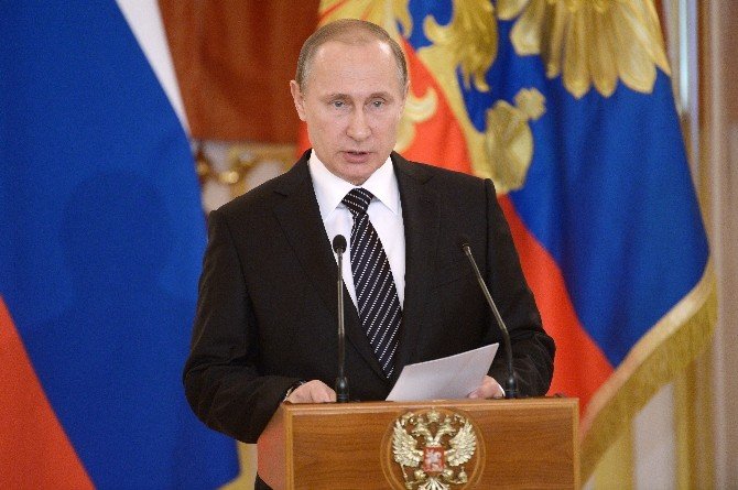 Putin: “Suriye’deki Operasyonlar Etkili Bir Eğitim Oldu”