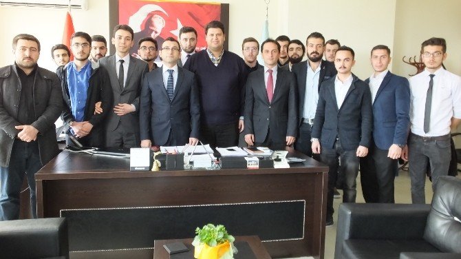 Burhaniye’de Türkçe İsim Kullanan İşyerlerine Teşekkür Belgesi