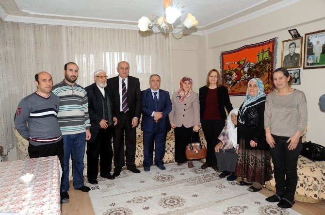 Bilecik Valisi Nayir’dan Şehit Ailelerine Ziyaret