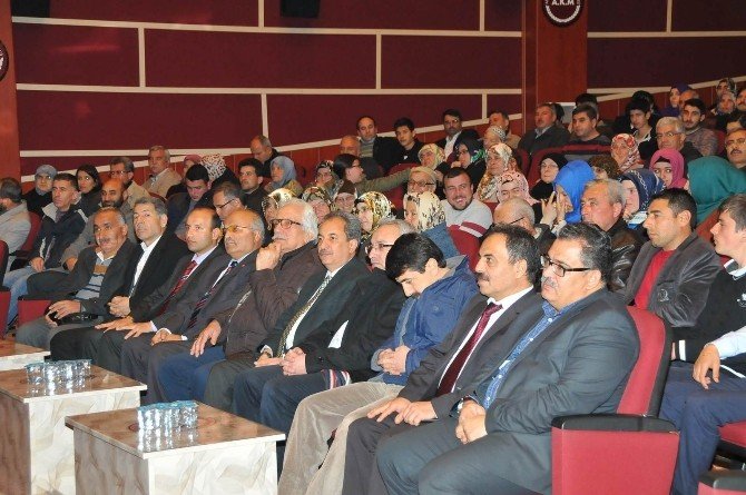 Akşehir’de Yavuz Bahadıroğlu’dan Konferans