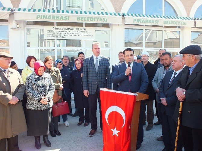Pınarbaşı’ndan Bayır Bucak Türkmenlerine Gönderilen Yardım Tır’ı Dualar İle Uğurlandı