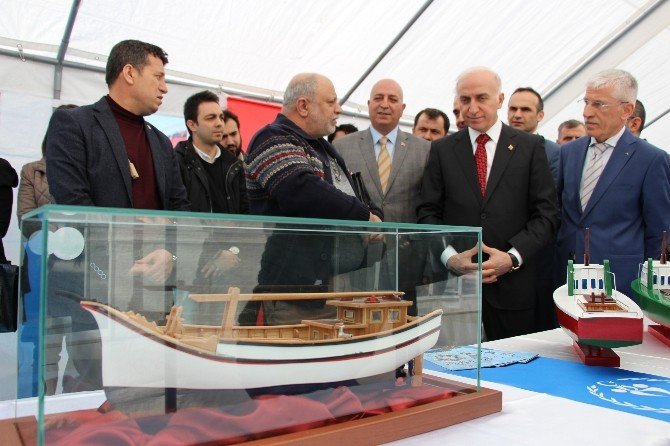 Samsun’da Çanakkale Temalı Model Gemi Ve Resim Sergisi