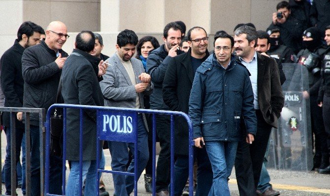 Terör Operasyonunda Gözaltına Alınan 7’si Avukat 27 Şüpheli Serbest Bırakıldı