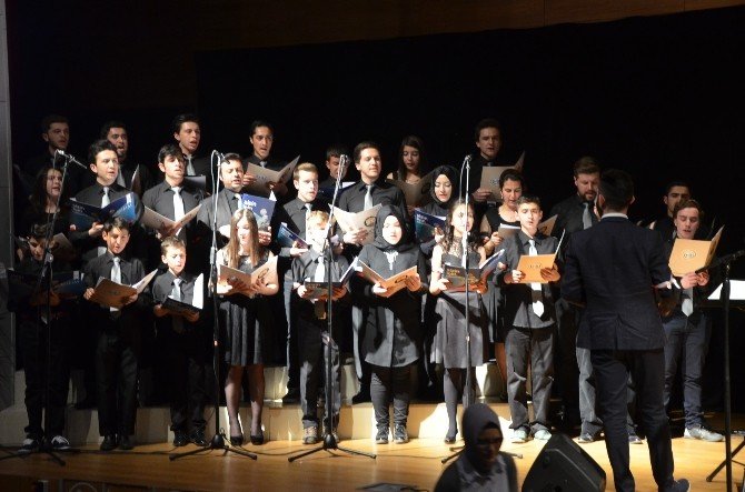 Bozüyük Belediyesi’nden Kahramanlık Türküleri Konseri