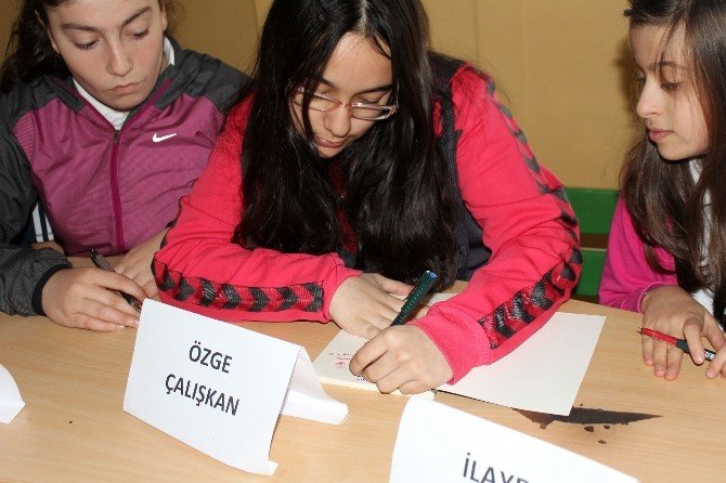 Rize’de Ortaokul Öğrencileri Hikaye Kitabı Çıkarttı