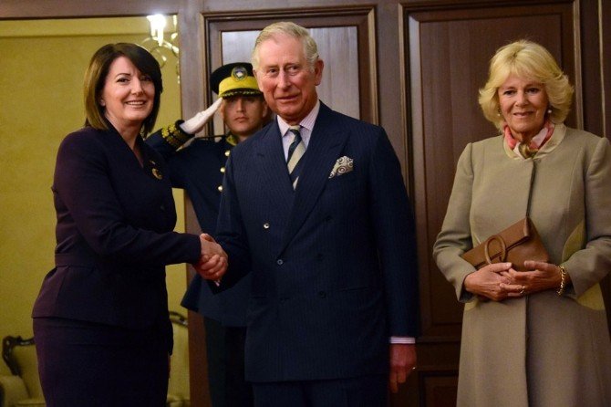 Prens Charles, Kosova’da Resmi Törenle Karşılandı