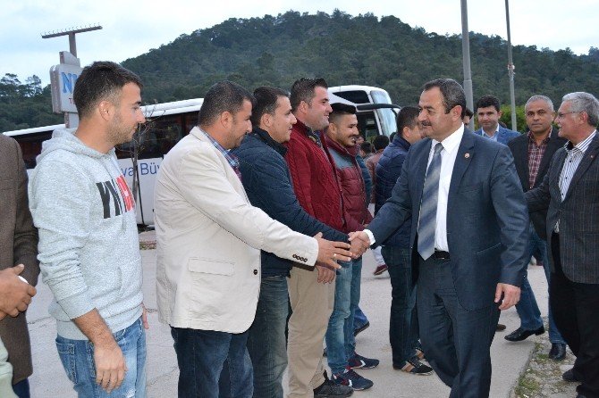 AK Partili Vekillerden Kemer İlçe Teşkilatına Ziyaret