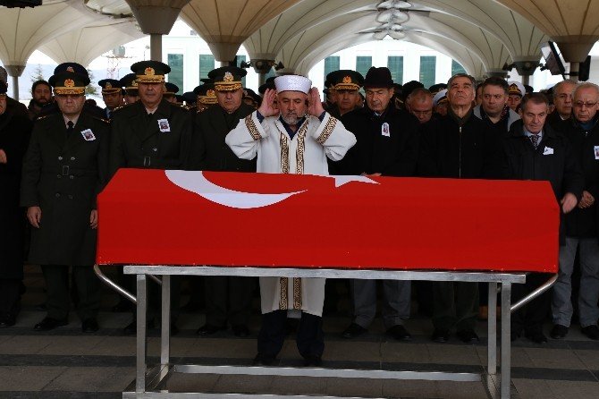 Atatürk’ün Naaşını Son Gören Asker Son Yolculuğuna Uğurlandı