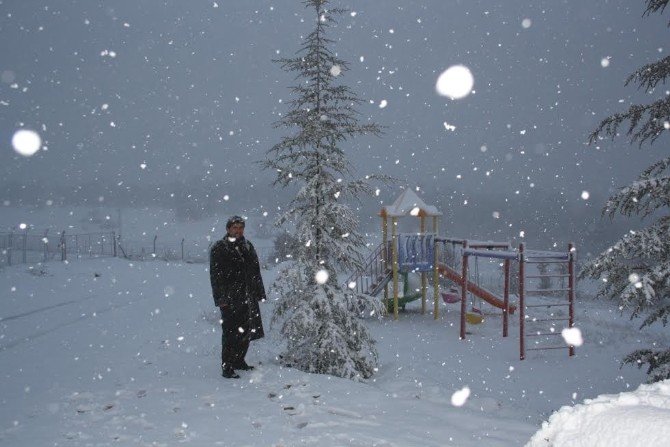 Konya’nın Kayak Merkezi Aladağ Beyaz Gelinliğini Giydi