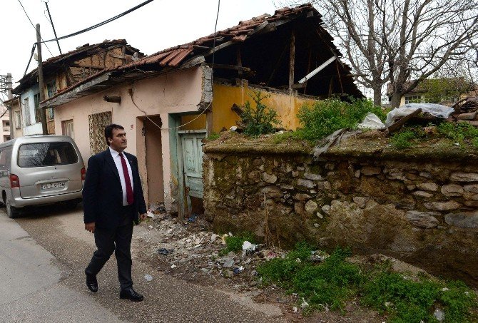 Bursa’da Harabe Tarihi Evler Eski Görkemine Kavuşuyor