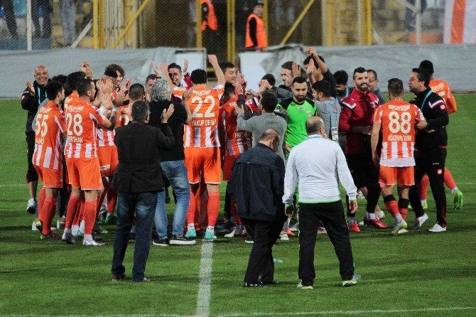 ‘Adana Derbisi’nde Gülen Taraf Adanaspor