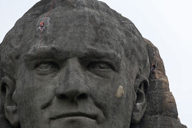 Türkiye’nin En Büyük Atatürk Maskı’na Bakım