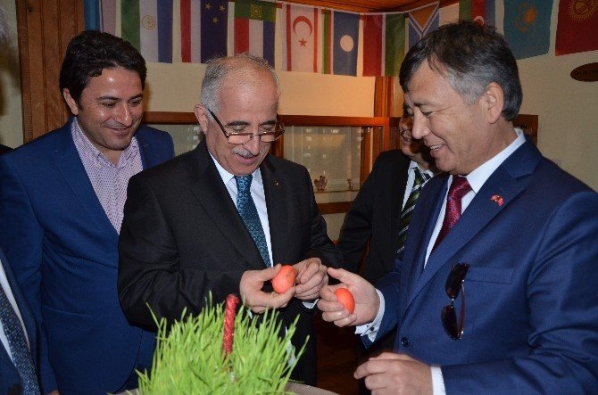 Anadolu Üniversitesi’nde Türk Dünyası Araştırma Merkezi Açıldı