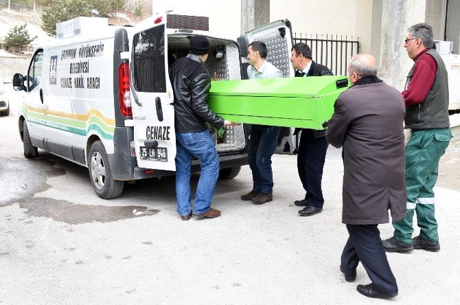 Büyükşehir, Hava Yoluyla Cenaze Nakillerine Başladı