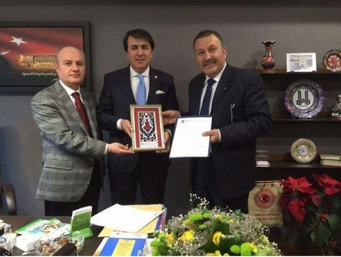 Milletvekillerinden Serbest Muhasebeci Ve Mali Müşavirlere Tam Destek