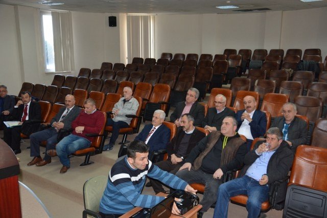 Akçakoca Belediye Meclisi Olağanüstü Toplandı