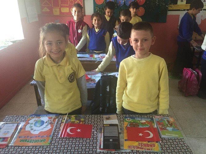 Başkan Sözlü’ye Mektup Yazdılar, Eğitim Ve Atık Kutusu Aldılar