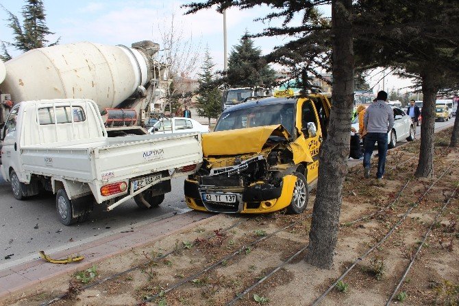 Konya’da Zincirleme Kaza: 1 Yaralı