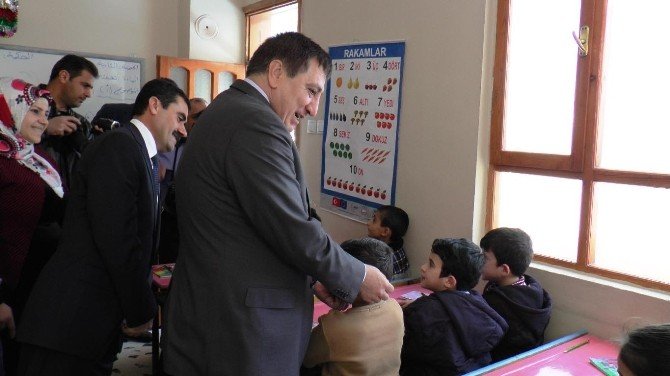 Şanlıurfa’da Suriyeliler İçin Yeni Bir Okul Açıldı