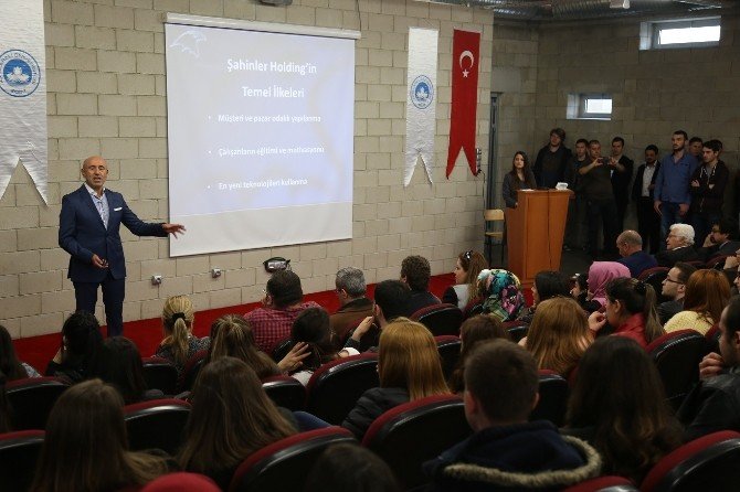 Lüleburgaz Meslek Yüksekokulu’nda "Girişimcilik" Konulu Söyleşi