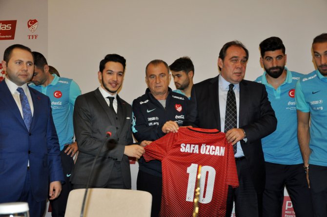 Milli takımın lastik tedarikçisi Petlas oldu