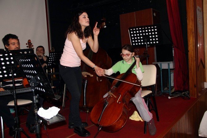 Opera Ve Bale, Müzik Enstrümanlarını Öğrencilere Tanıttı