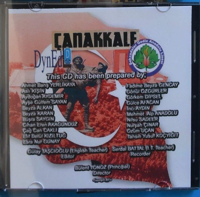 Öğrencilerden "Çanakkale" Adlı İngilizde CD