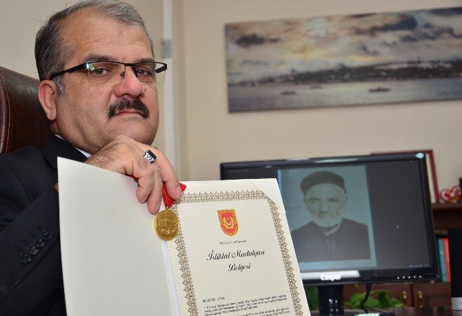 Dedesinin İstiklal Madalyasını 110 Sene Sonra Torunu Teslim Aldı