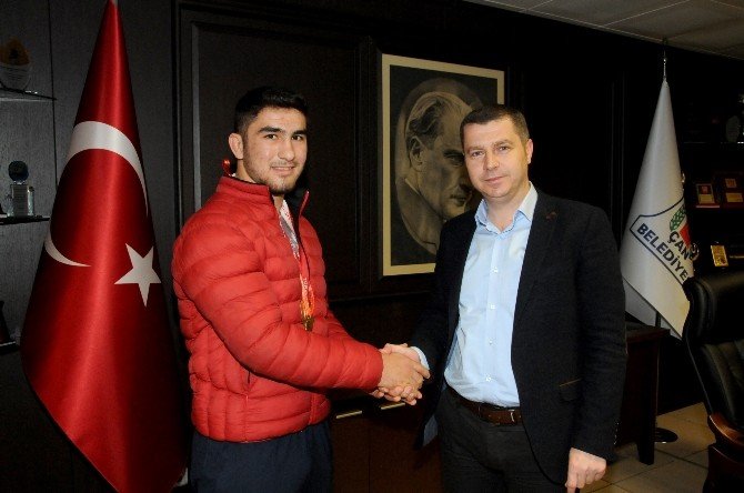 Çan Belediye Güreş Kulübü’nden Türkiye Şampiyonluğu