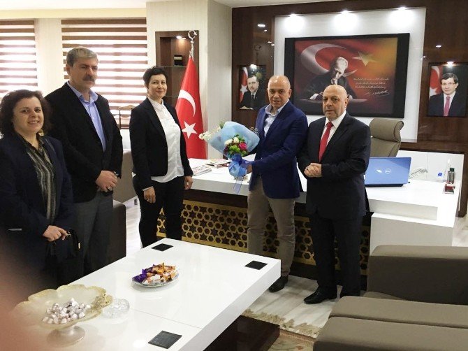 Hak-iş Genel Başkanı Arslan’dan Başkan Çalışkan’a Ziyaret