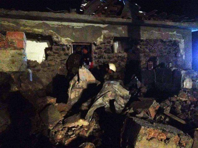 Diyarbakır’da Karakola Bomba Yüklü Araçla Saldırı: 2 Şehit, 12 Yaralı